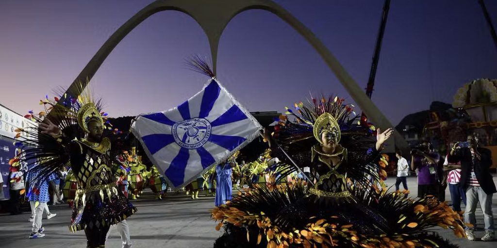 academicos-de-niteroi-vai-desfilar-pela-1a-vez-no-grupo-especial