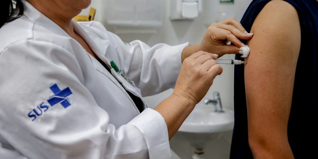 rio-amplia-para-18-anos-faixa-etaria-para-vacinacao-da-dengue