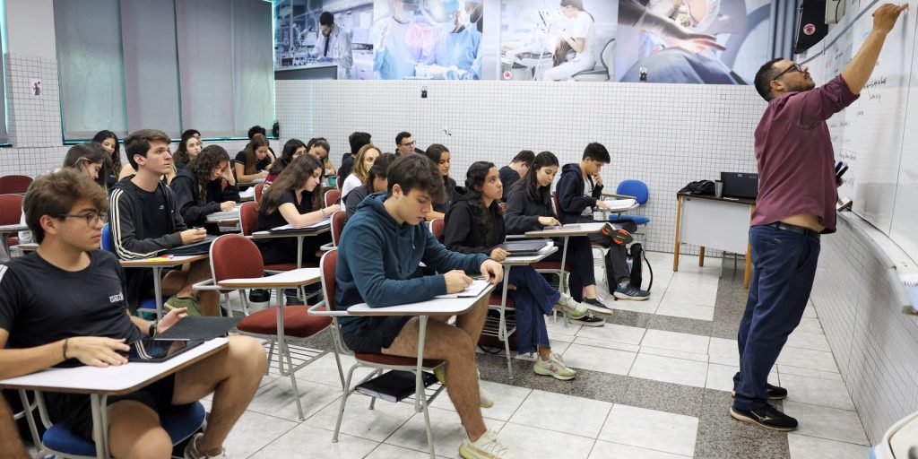 pe-de-meia-licenciaturas:-ultimos-dias-para-cadastro-para-bolsa-mensal