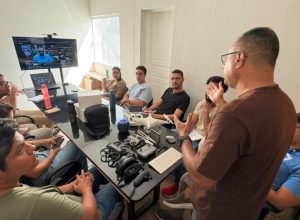 slide_76ca57ce2c620281eb70fdf9a0759dda