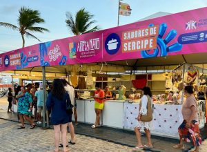 slide_d262217016ef254b6966303158b6aa46